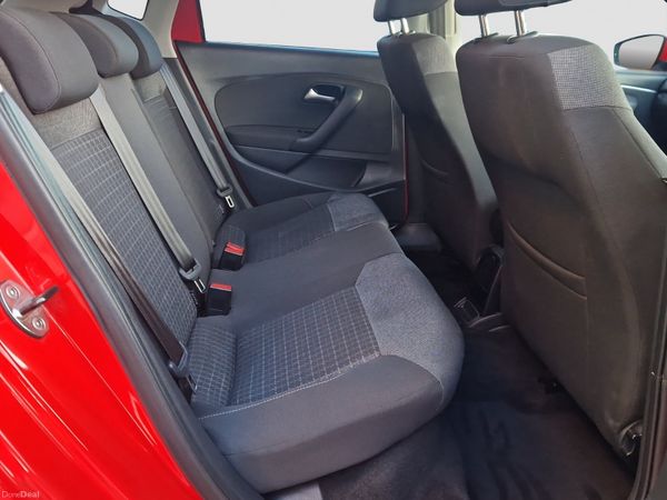 2016 VOLKSWAGEN POLO 1.2 PETROL AUTOMATIC 390511776