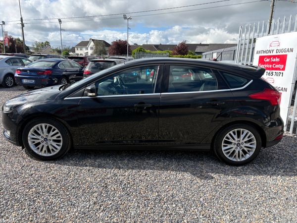 2016 Ford Focus Zetec 390532192