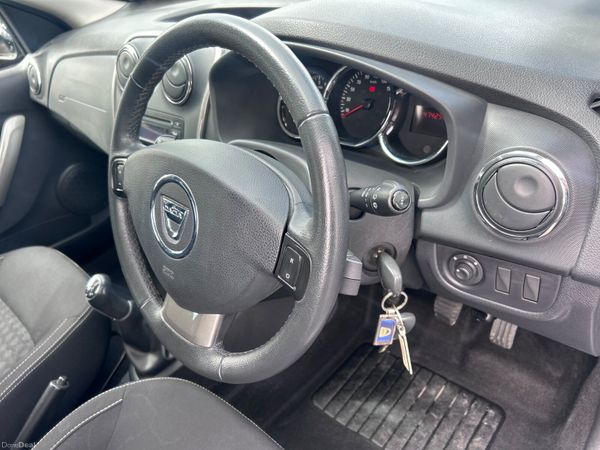 2016 DACIA SANDERO SIGNATUR 1.2 PETROL LOW KMS 390537810