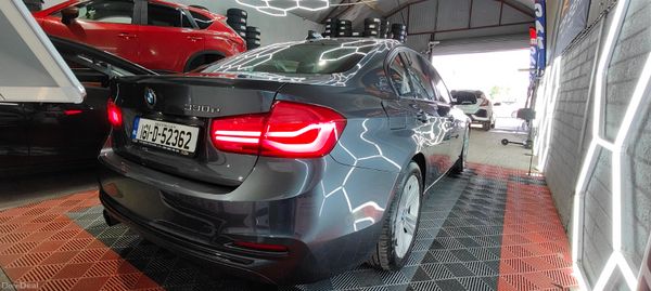 BMW 3-Series 2018 - 330e Sport 390539082