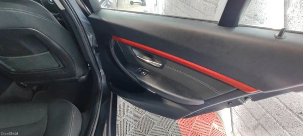 BMW 3-Series 2018 - 330e Sport 390539108