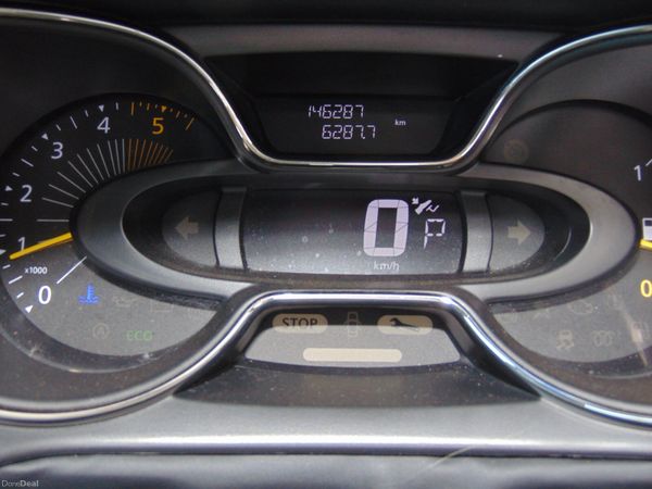 Renault Captur 2015 ,  LIFE 1.5 DCI 90 4DR AUTO 390644516