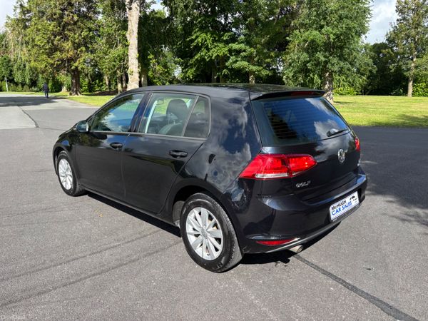 Volkswagen Golf 2015 390645722