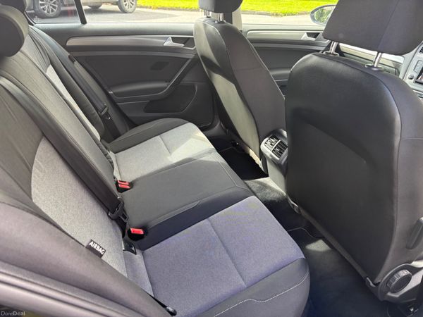 Volkswagen Golf 2015 390645730