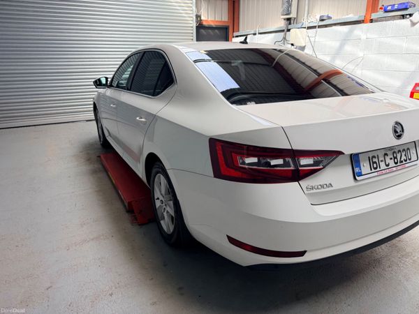 SKODA SUPERB. 1.4 TSI      AUTOMATIC! 390646438