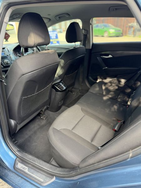 🔴 Hyundai i40 High Spec Estate 2015 390651332