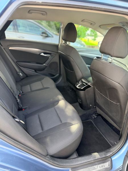 🔴 Hyundai i40 High Spec Estate 2015 390651334