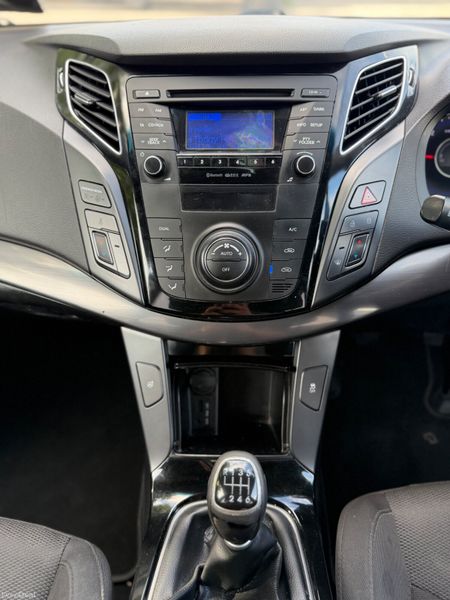 🔴 Hyundai i40 High Spec Estate 2015 390651336