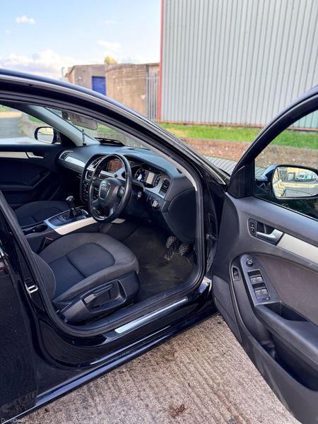 🔴 Audi Quattro A4 High Spec 2011 390651600