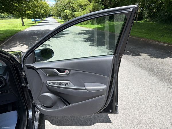 Hyundai KONA 2018 premium  Auto 4WD 390656482