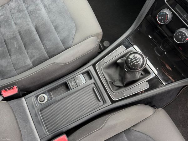 Volkswagen Golf HIGHLINE TDI BLUEMOTION 390617534