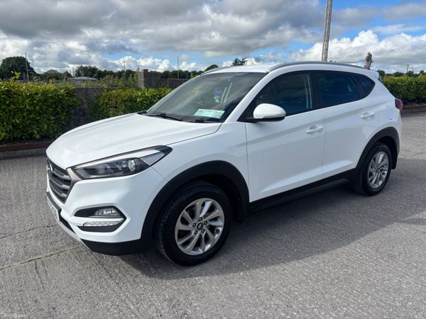 2017 Hyundai Tucson 1.7L Diesel EXECUTIVE 390618716