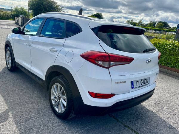 2017 Hyundai Tucson 1.7L Diesel EXECUTIVE 390618718