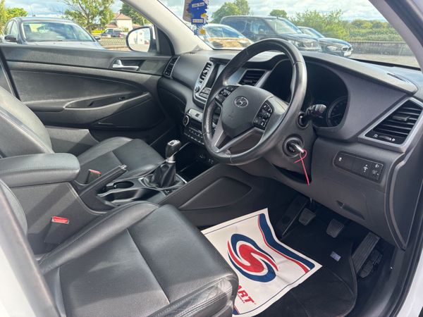 2017 Hyundai Tucson 1.7L Diesel EXECUTIVE 390618720