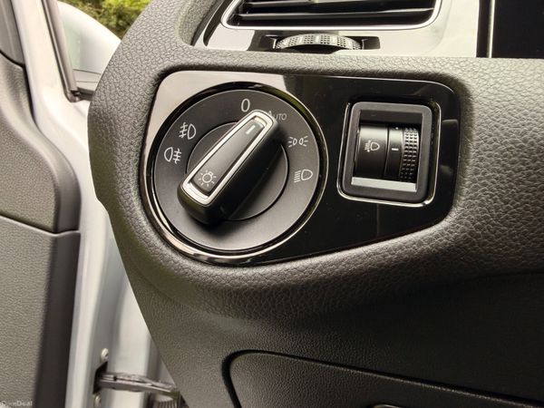 Volkswagen Golf 1.2 TDI DSG Left Hand Drive 390633100