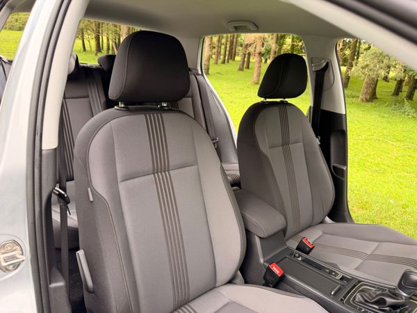 Volkswagen Golf 1.2 TDI DSG Left Hand Drive 390633106