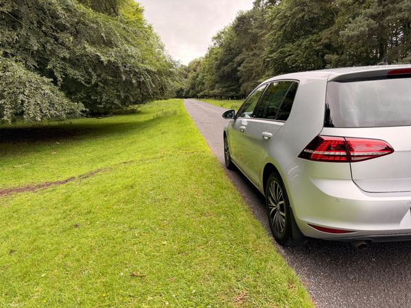 Volkswagen Golf 1.2 TDI DSG Left Hand Drive 390633128