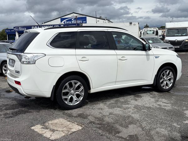 2014 Mitsubishi Outlander 4x4  2.0 PHEV Hybrid Nct 390633798