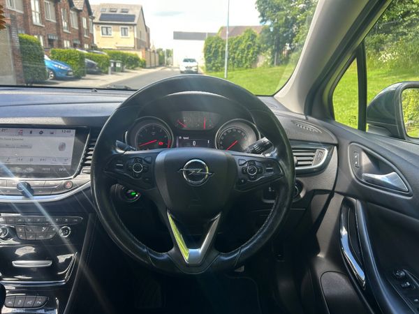 Opel Astra 2015( NCT 07/27 TAX 07/26) 390700620
