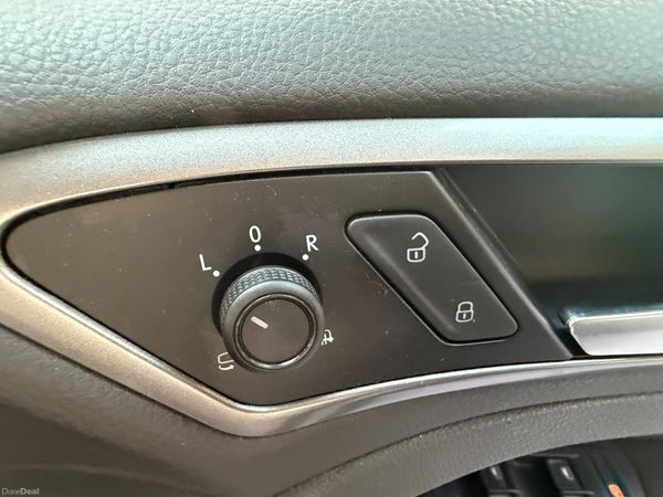 2015 Volkswagen Golf 1.2 Automatic,33K Miles 390703890