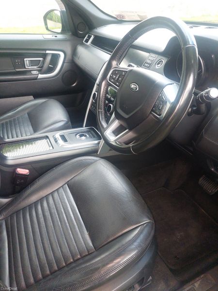 Land Rover Discovery Sport 2017 390712914