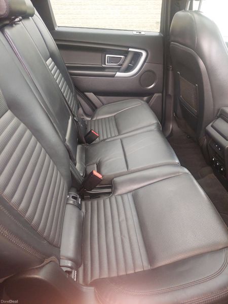 Land Rover Discovery Sport 2017 390713804