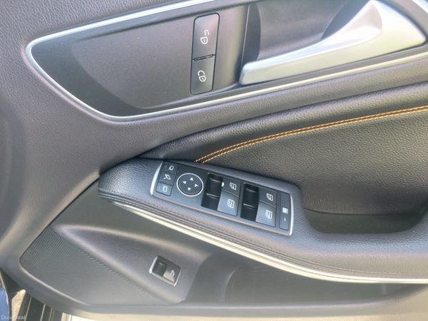 2016 Mercedes CLA -180- Automatic 390716476