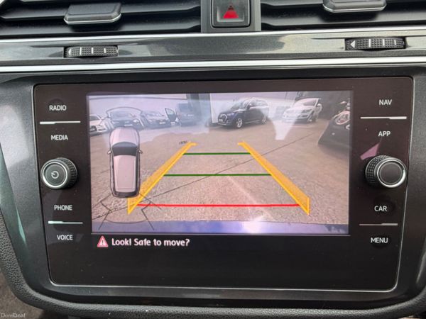 181 Volkswagen Tiguan 2.0TDI MANUAL - HIGHLINE - 390840864