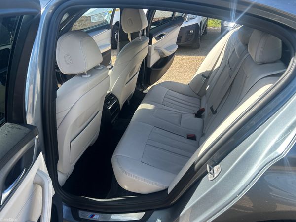 BMW 520D MSPORT 390865888