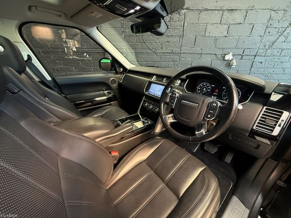 2017 Range Rover Vogue 3.0 TDV6 *LOW KLMS* 390895628