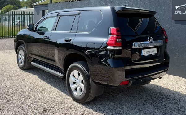 Toyota Landcruiser Prado 2.8 Automatic Passenger 390800944