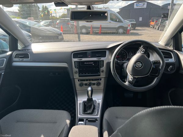 Volkswagen Golf 2015 1.2 Auto 390811020