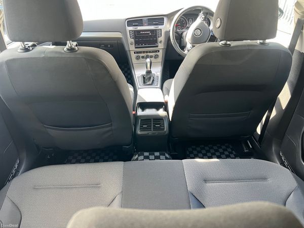 Volkswagen Golf 2015 1.2 Auto 390811028