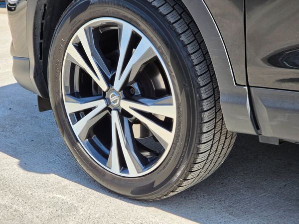 Nissan Qashqai 2018 390824306