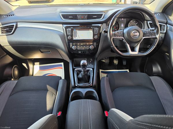 Nissan Qashqai 2018 390824328