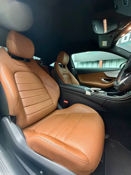 2018 Mercedes-Benz C-Class AMG sport - 52,000km! 390825228