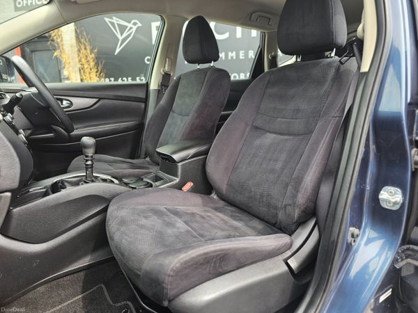 NISSAN XTRAIL // 03/27 NCT // 7 SEATS 390835674