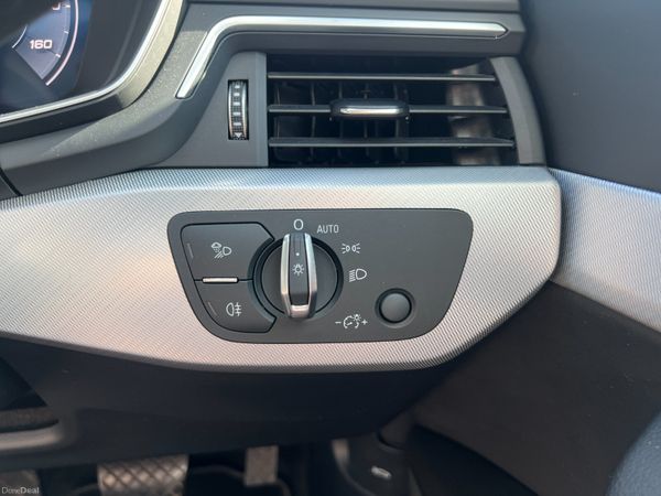 2019 (192) Audi A4 Sport 35 2.0 TDI AUTO 390954512