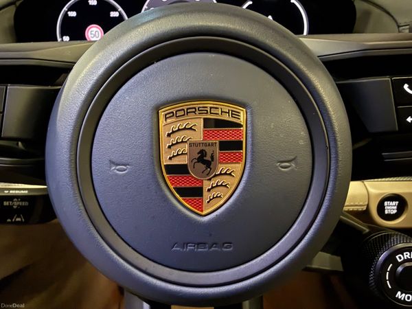 242 Porsche Panamera 4 E-Hybrid 390910936