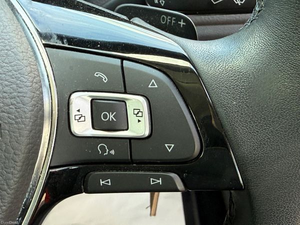 2015 Volkswagen Polo 1.2 TSI Automatic,19K KM 390926576