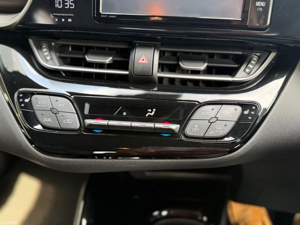 2018 TOYOTA CHR Hybrid Automatic 391055176