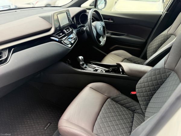 2018 Toyota CHR Hybrid Automatic 391059874