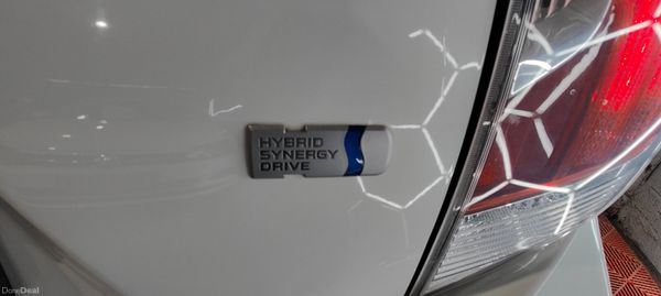 152 Toyota Aqua- 1.5 Petrol Hybrid Self Charging 391068594