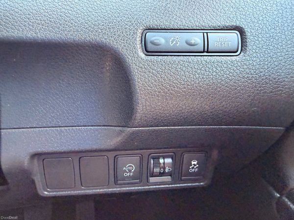 Nissan Pulsar 2015 Low KM 391070238