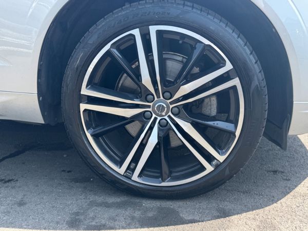 Volvo XC60 2.0 T8 R-DESIGN PRO AWD 303PS AUTO 5DR 391084166