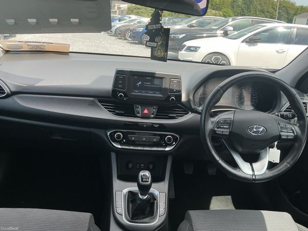 2018 HYUNDAI i30 1.4 PETROL LOW KMS SPOTLESS 391089620