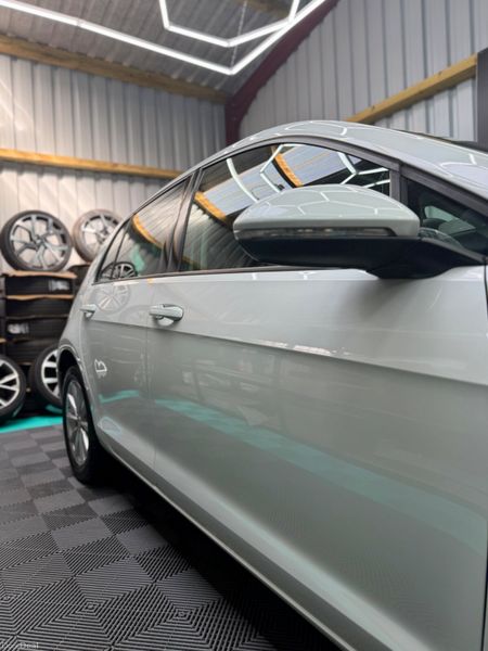 2015(152) VW Golf 1.2 Petrol  - Lounge spec! 391006362