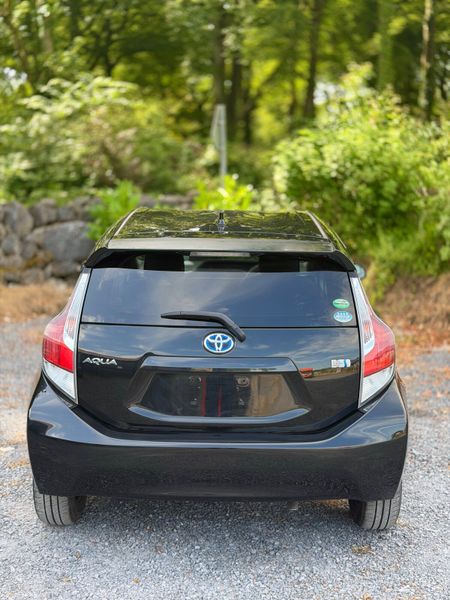 Toyota Aqua | 2015 | 64,000 KM | Auto | Hybrid 391018806