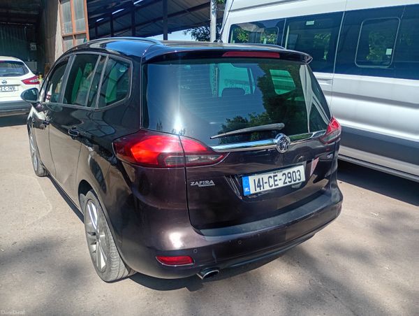 Vauxhall Zafira 2014 Sri tourer 391029568