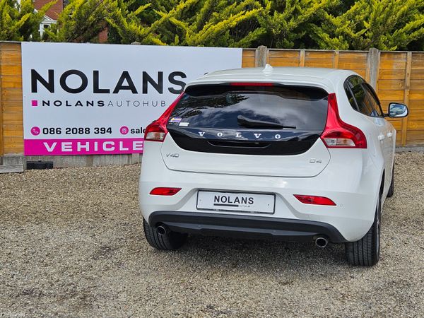 VOLVO V40 D4 2.0 DIESEL D4 AUTO NEW NCT 391140048